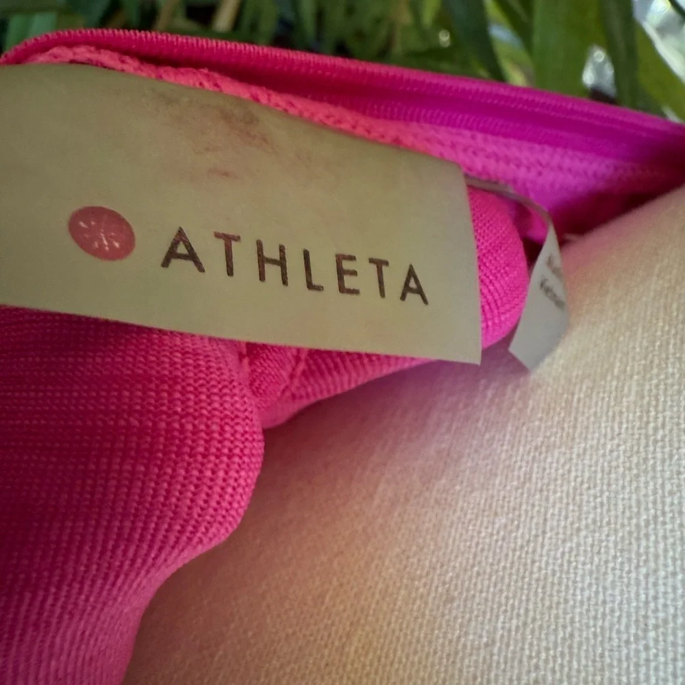 Athleta Women's Pacifica UPF Shirt Long Sleeve hot, pink size medium - Picture 10 of 13